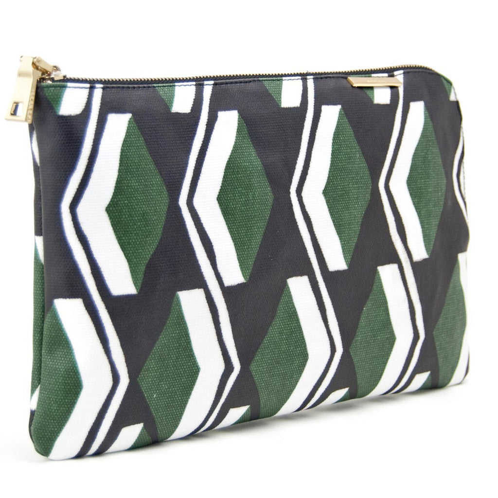 kestrel beauty clutch